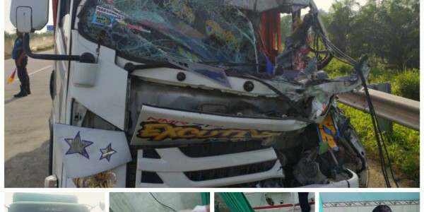 Sopir Ngantuk, Truk Tabrak Truk Dijalan Tol JMKT, 3 Orang Luka-Luka