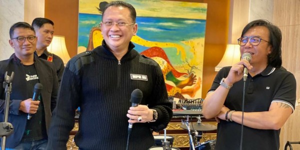 Bamsoet Undi Give Away Putaran Keempat Bersama Ari Lasso