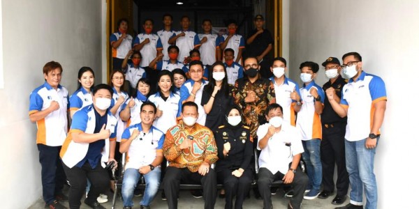 Kunjungi PT Diposin, Bamsoet Dorong Bandara Kertajati Jadi Pusat Distribusi Logistik E-Commerce
