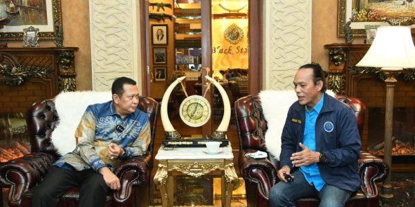 Ngobras Bareng Deputi BNN Arman Depari, Bamsoet Ajak Perangi Narkoba