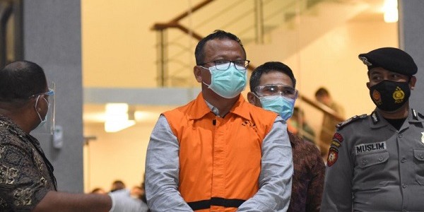 Ditetapkan Tersangka, Edhy Prabowo Gunakan Uang Suap Untuk Belanja Mewah