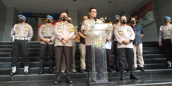 Jadi Tersangka, Polisi Lakukan Pencekalan Terhadap Habib Rizieq