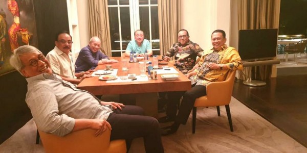 Bamsoet Ajak Pembalap Senior Ricardo Gelael Besarkan IMI