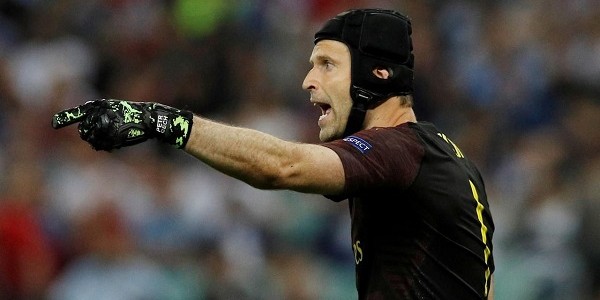 Cech Siap Perkuat Chelsea
