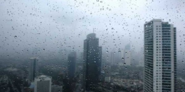 Minggu Siang, Diperkirakan Sebagian Wilayah DKI akan Diguyur Hujan