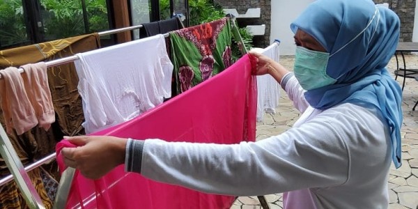 Gubernur Jatim Cuci Baju Sendiri, Contoh Pejabat Yang Baik