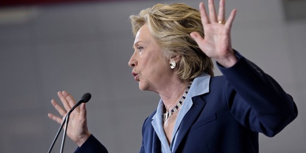 Hillary Clinton ke Trump: Jangan Memulai Perang dengan Iran