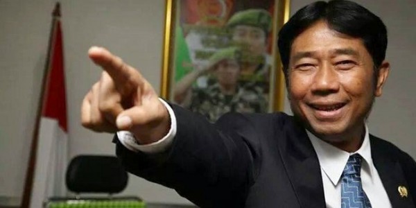 Bu Risma Dengarkan Haji Lulung: Masyarakat Udah Malas Melihat Pencitraan