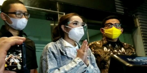 Usai Diperiksa Sebagai Tersangka Video Syur, Gisel: Mohon Doa dan Dukungannya