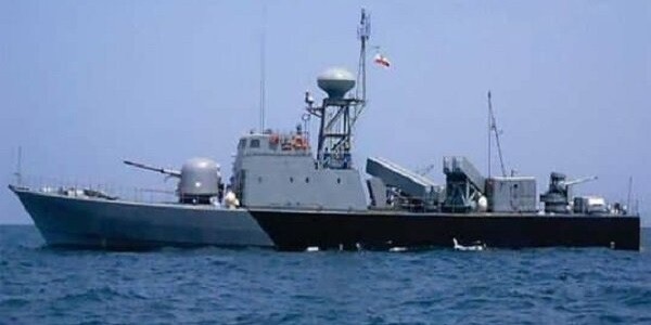 Iran Gelar 'Latihan Rudal Besar' di Laut Oman