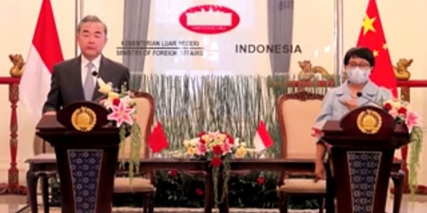 Menlu Cina-RI Tandatangani MoU Studi Bendungan Lambakan Kalimantan Timur