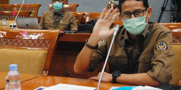 Raker Perdana Bang Sandiaga Uno Dengan Komisi X DPR