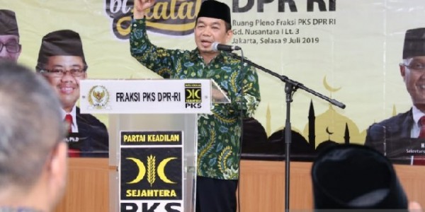Bantu Korban Bencana, Fraksi PKS Potong Gaji Anggota