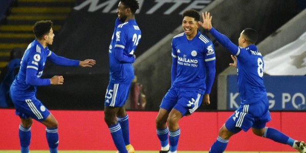 Leicester City Puncaki Klasemen Usai Kalahkan Chelsea 2-0