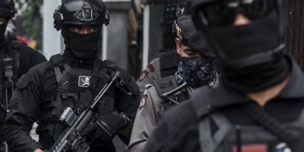 Densus 88 Tangkap Dua Tertduga Teroris di Langsa