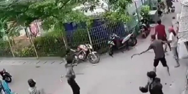 Saling Serang Dengan Celurit di Tanjung Priok, Diduga Berebut Lahan Parkir