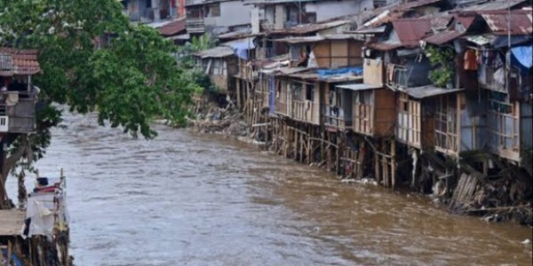 Pos Cipinang Hulu Siaga III, Warga Bantaran Sungai Diminta Waspadai Banjir