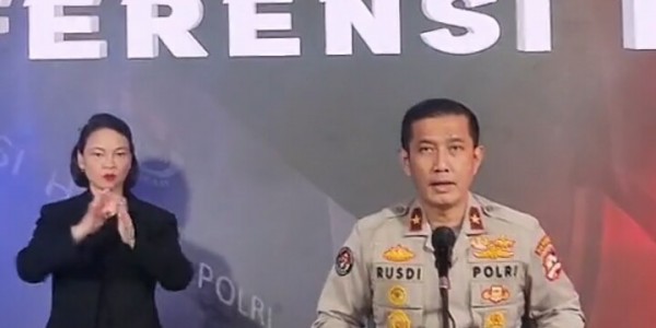 Buntut Penangkapan Teroris Makassar, Polri Buka Kemungkinan Panggil Munarman