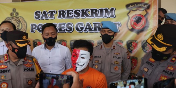 Mayat Wanita Tertancap Bambu di Garut Ternyata Dibunuh Pacar Sendiri