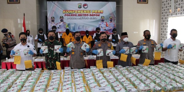 Polisi Sita 302 Kilogram Sabu, Kapolda Metro Klaim Selamatkan Dua Juta Jiwa