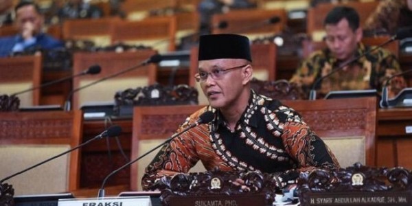PKS: Revisi UU ITE Jangan Hanya Jadi Move Politik Kosong Jokowi Saja