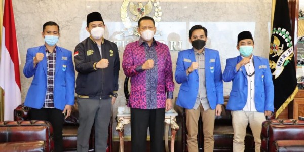 Terima Pengurus PMII, Bamsoet Ajak Generasi Muda Tanggulangi Dampak Perubahan Iklim