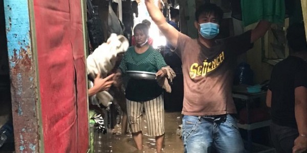 Hujan Terus Mengguyur, Dua Pintu Air di Jakarta Siaga Satu