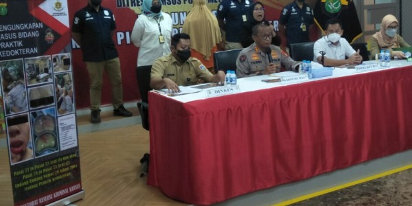 Ulah Dokter Gadungan, Pasien Klinik Kecantikan Ilegal Alami Pembengkakan Payudara