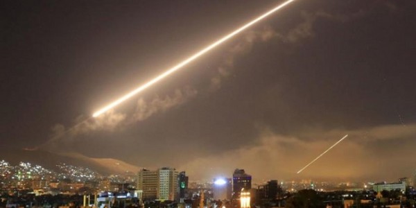 Sistem Pertahanan Udara Suriah Sergap Rudal-rudal yang Dilesatkan Israel