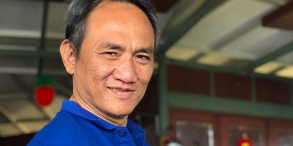 Andi Arief Ejek Kubu KLB Gagal Daftar ke Kemenkumhan, Memalukan!