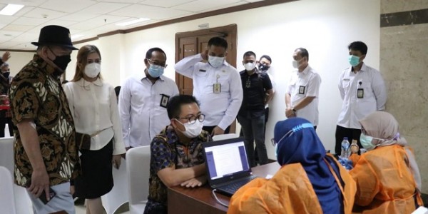 Soal Kepastian Penggunaan Vaksin Astrazaneca Asal Inggris, Ketua DPD RI Dukung Langkah BPOM