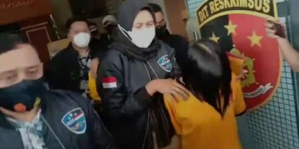 Polisi Tangkap Sepasang Kekasih yang Rekam Video Mesumnya di Hotel Bogor
