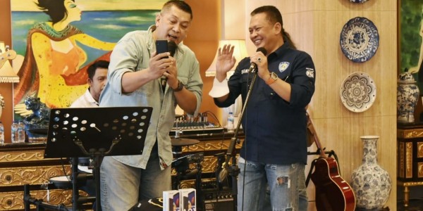 Bersama Donny Kesuma, Bamsoet Undi Give Away Sosialisasi Empat Pilar MPR RI Putaran Ke-23
