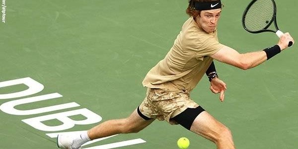Lagi-lagi Andrey Bantai Marton di Miami Open
