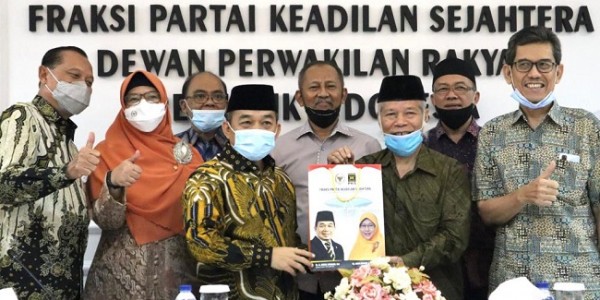 Terima Aspirasi TP3 Enam Laskar FPI, Fraksi PKS Dukung Penegakan Hukum yang Berkeadilan
