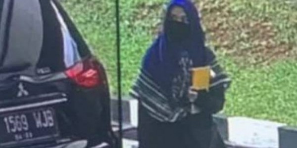 Pasca Kejadian Mabes Polri, Sejumlah Tetangga Berusaha Kuatkan Keluarga ZA