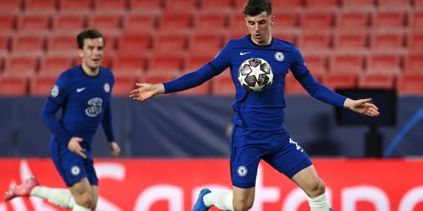 Chelsea Melangkah ke Semifinal, Mount Jumawa