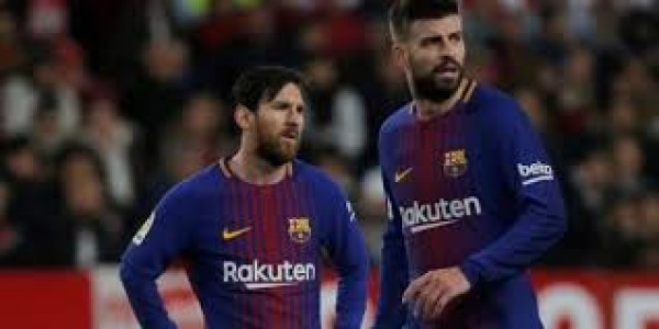 Kata Pique, Messi Senang di Barcelona