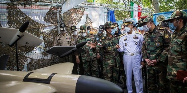Iran Kembali Pamerkan Perangkat Tempur Baru, Ancam AS?