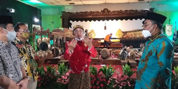 Gus Jazil Ajak Masyarakat  Lestarikan Budaya Pewayangan