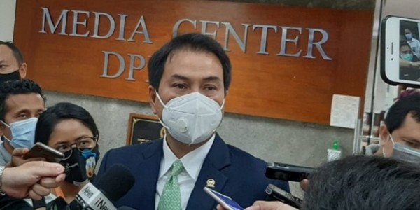 Usai Geledah Ruang Kerja di DPR, KPK Geledah Rumah Dinas Azis Syamsuddin