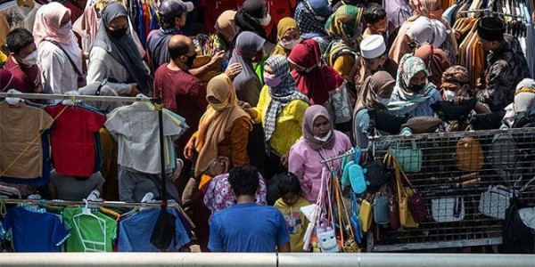 Pengunjung Pasar Tanah Abang Meluber, DPRD DKI: Harus Ada yang Tanggung Jawab 