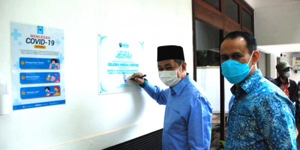 Ketum Gelora Anis Matta Resmikan Media Center Gelora