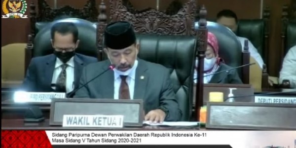 Sidang Paripurna, DPD RI Bahas Isu di Daerah dan Nasional