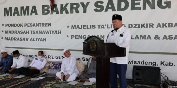 Silaturahmi di Pesantren Mama Bakry Sadeng, Ketua DPD RI Yakin Pesantren Cetak Pemimpin Berkualitas