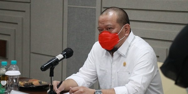 Tekan Produk Impor, Ketua DPD RI Minta Pemerintah Atur Regulasi Pasar Digital