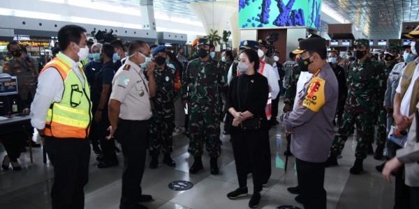 Kapolri di Bandara Soetta: Awasi Ketat Siapapun yang Masuk ke Indonesia