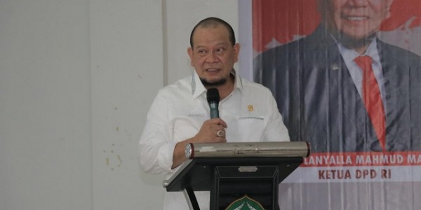 Perajin Anyaman Kalsel Tetap Produktif Saat Pandemi, Ketua DPD RI Beri Apresiasi 