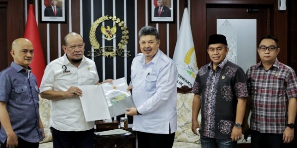 Audiensi dengan Wali Kota Solok, Ketua DPD RI Dukung Pembangunan Stadion Marahadin