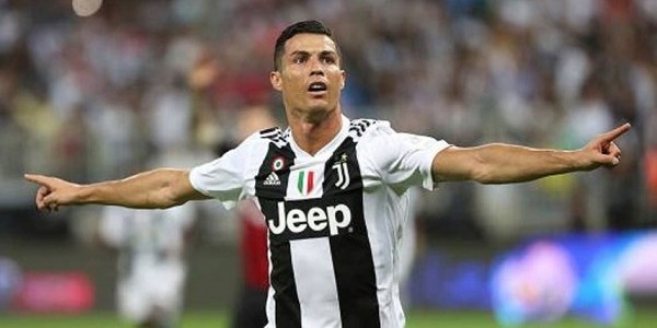 Dihubungi Morinho, Ronaldo Gabung ke AS Roma?